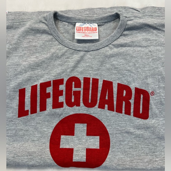 NWT Lifeguard men muscle tee 100%cotton size small T-shirt top - Picture 2 of 3